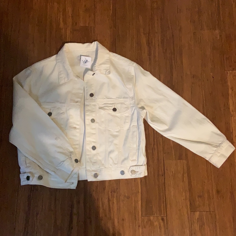 NWT cream-colored denim jacket
